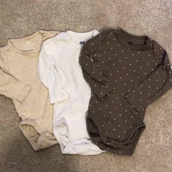 h&m long sleeve bodysuit baby